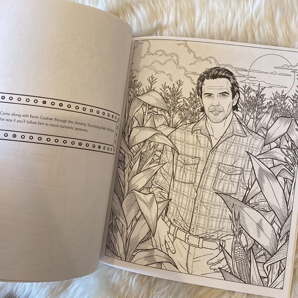 Twentieth Century Foxes Coloring Book NEW - Picture 5 of 5